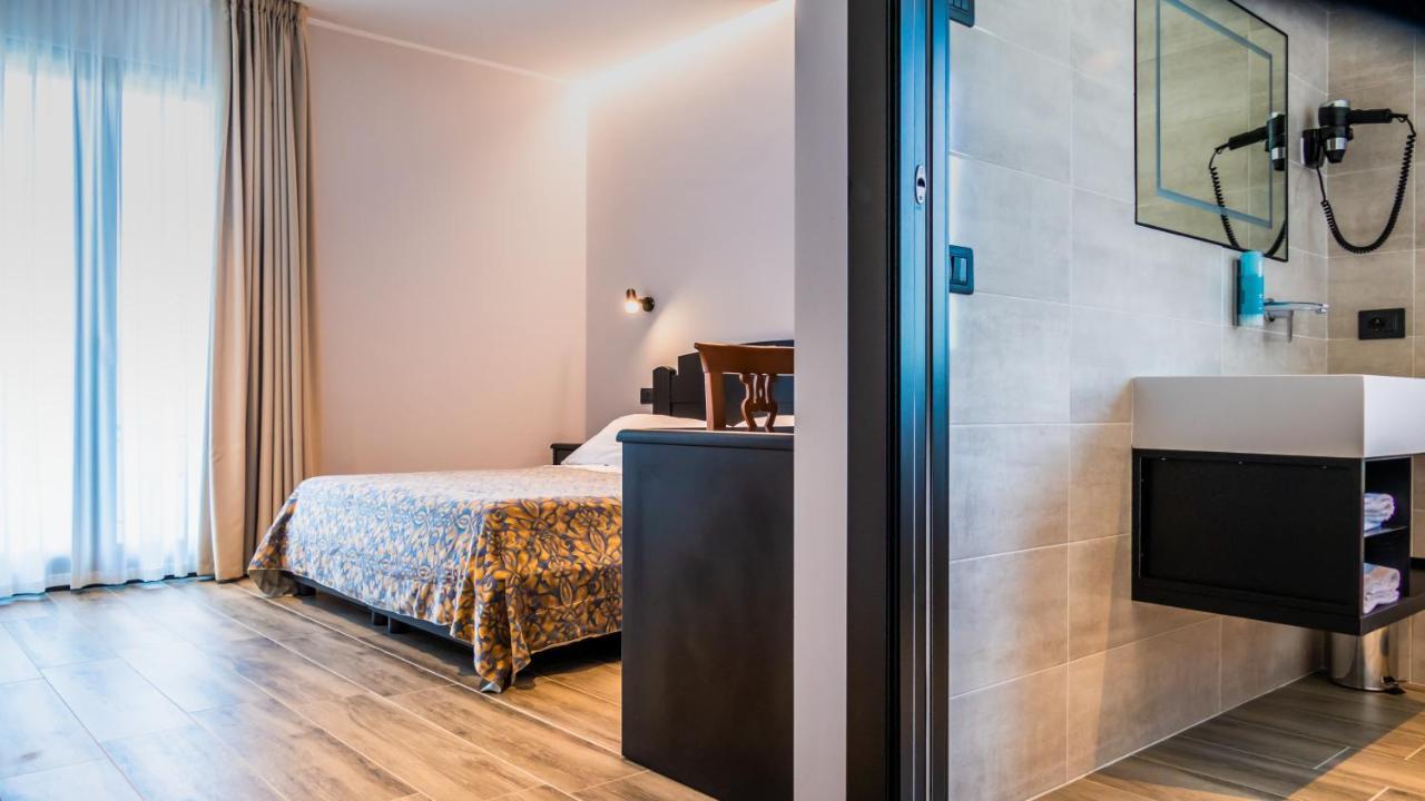 Hotel Smeraldo Lazise Exterior foto
