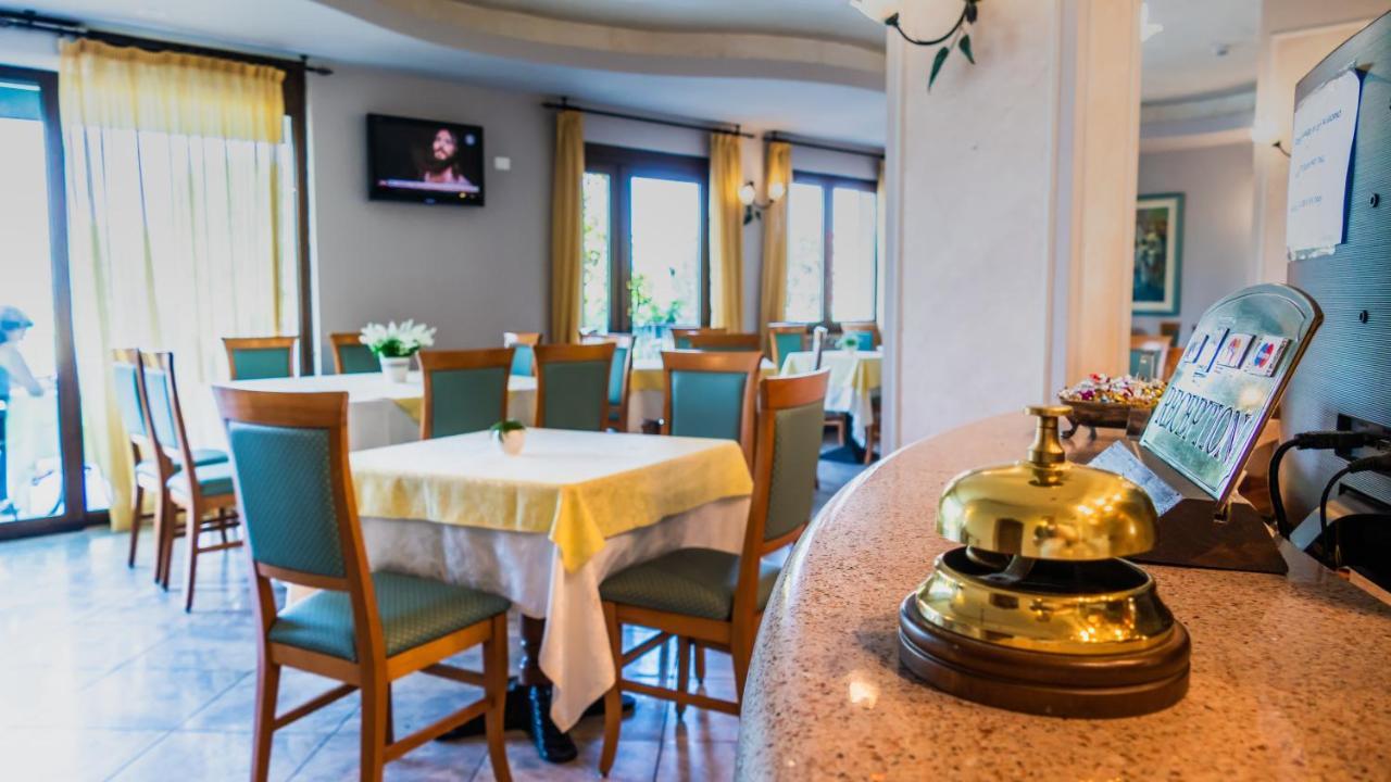 Hotel Smeraldo Lazise Exterior foto